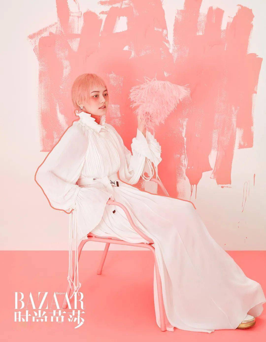 beat365官网|
如果秋冬只能换1种发型 我一定选超短发(图8) beat365官网|
如果秋冬只能换1种发型 我一定选超短发(图8)