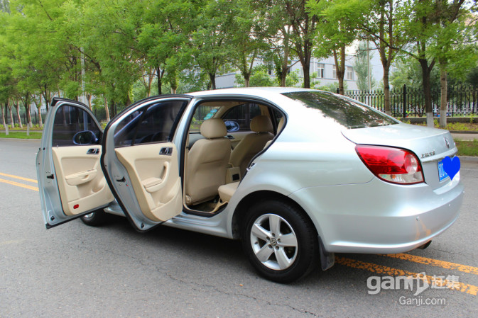 “beat365官网”菠菜有哪些功效和作用?菠菜不能和哪些东西一起吃?(图1) beat365官网