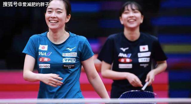 
石川佳纯与妹妹转战郑州 妹妹见人就鞠躬 日本人都这么有礼貌吗|beat365亚洲体育官方网站(图3)