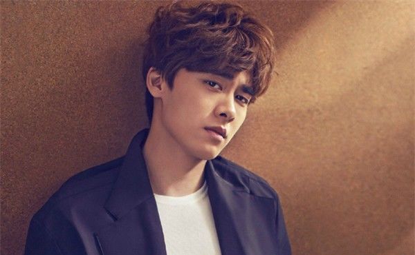 身价过亿却孤身一人的4位明星 杨洋上榜 古天乐称为中国男神:beat·365(图3)
身价过亿却孤身一人的4位明星 杨洋上榜 古天乐称为中国男神:beat·365(图3)