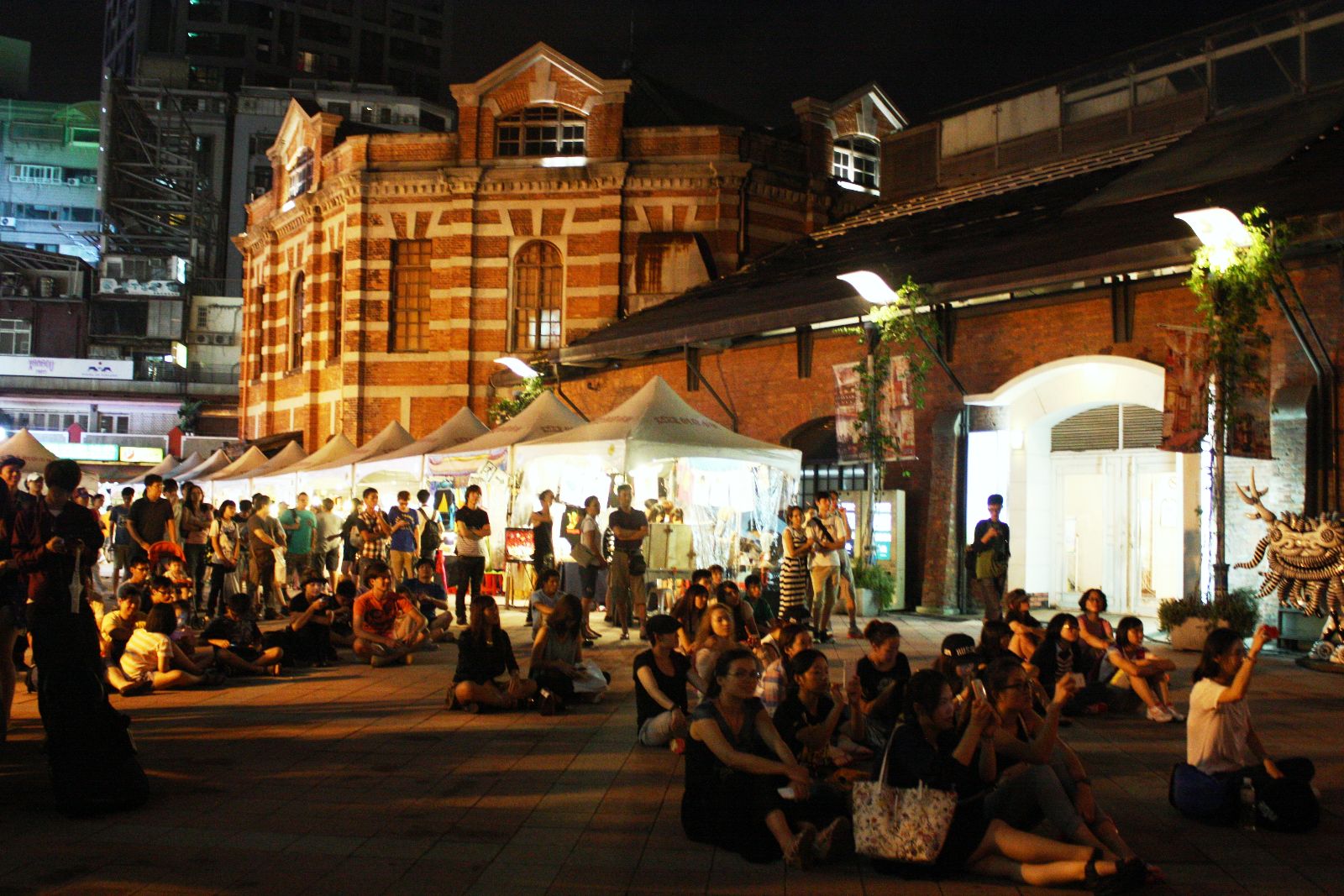 【beat365官网】伊洛纳8月29日公测上线 下载得专属道具礼包(图3) beat365亚洲体育官方网站